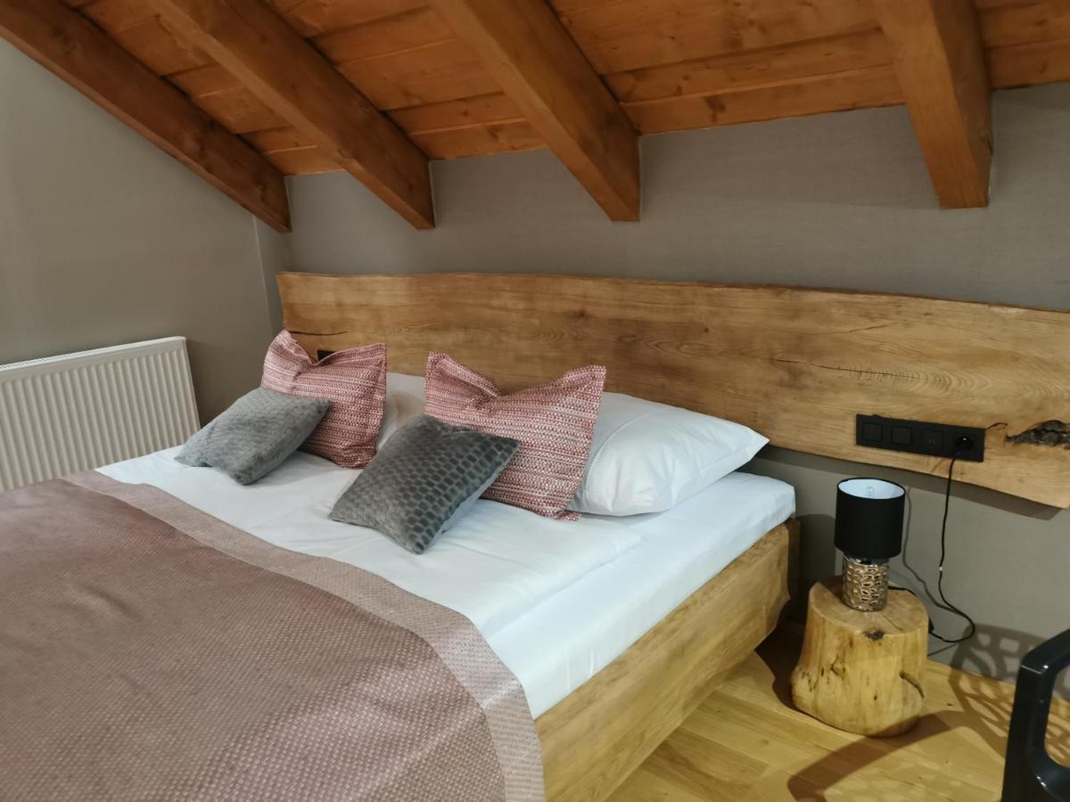 Koliba Na Vrsku Hotel Bytca Bagian luar foto