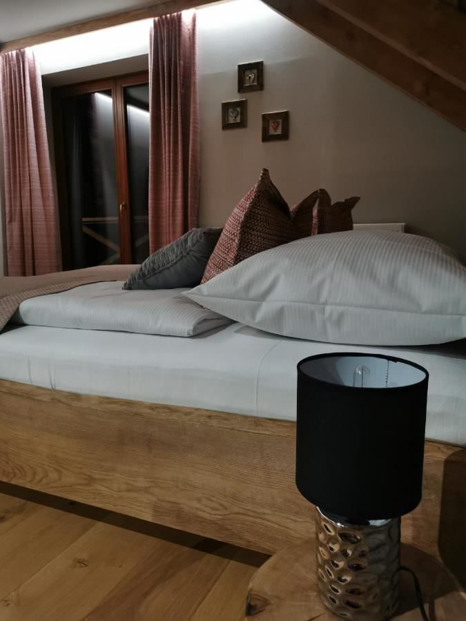 Koliba Na Vrsku Hotel Bytca Bagian luar foto