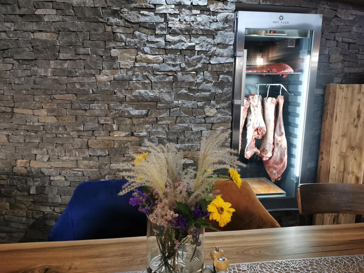 Koliba Na Vrsku Hotel Bytca Bagian luar foto